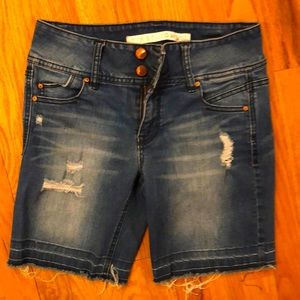 Tinseltown bermuda jean shorts